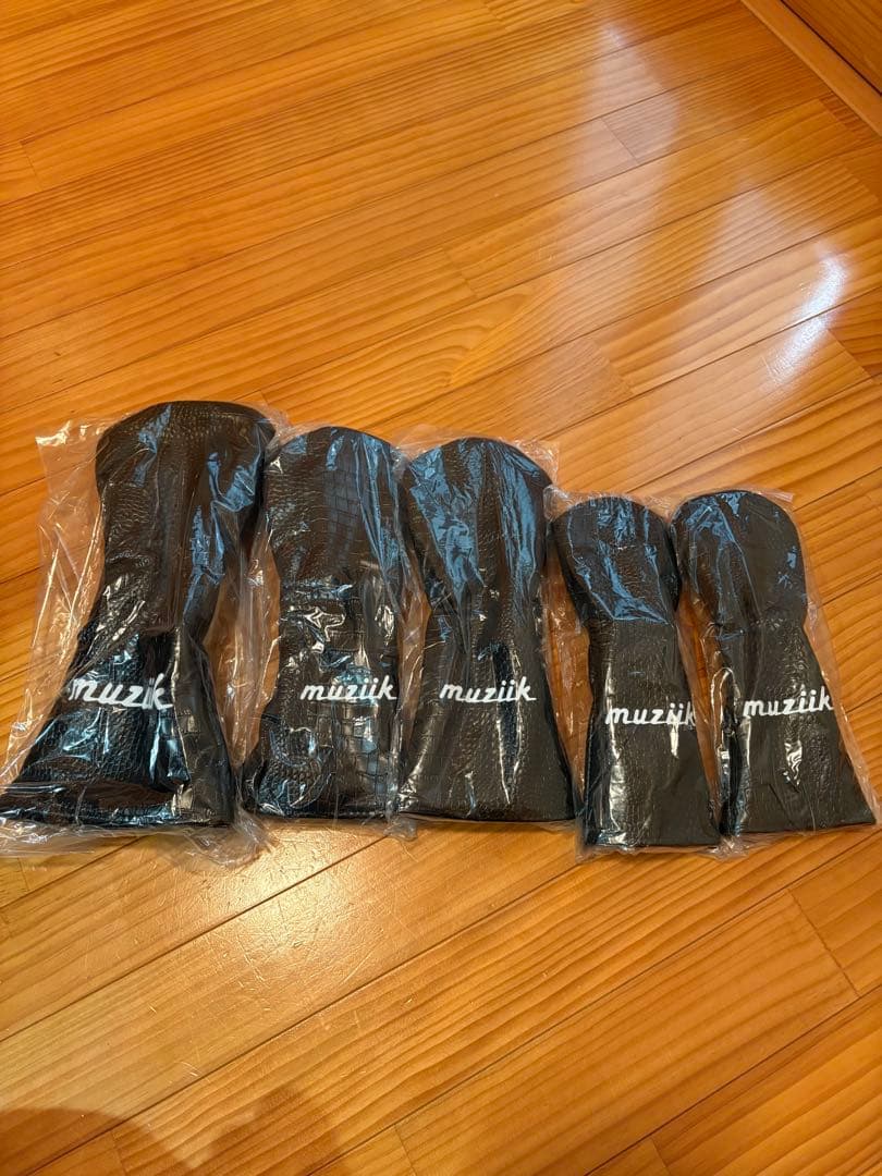 レア 220本限定 muziik・ムジーク キャディバッグ➕ヘッドカバー付き