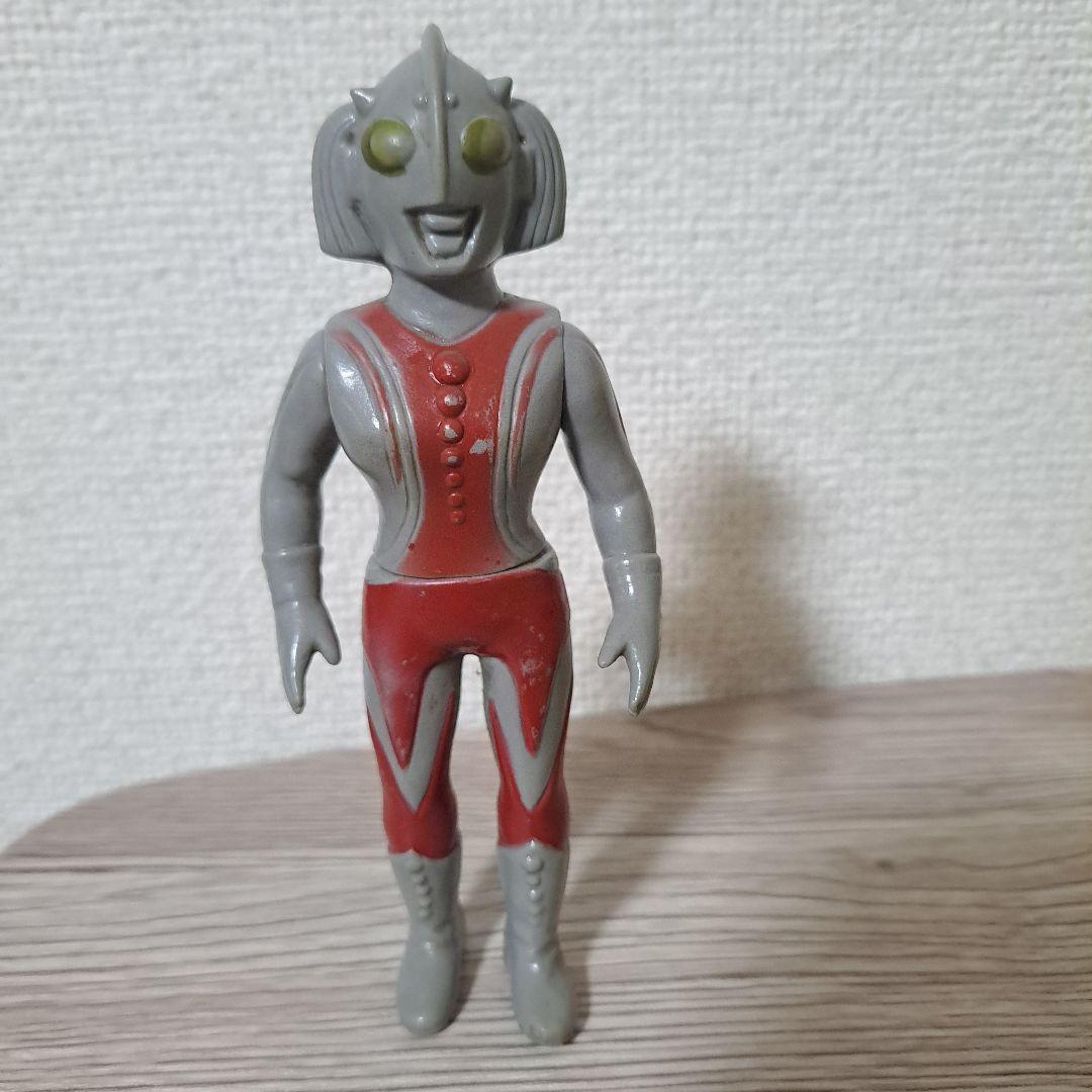 ソフビ　ウルトラの母　無版権　ミドルサイズ