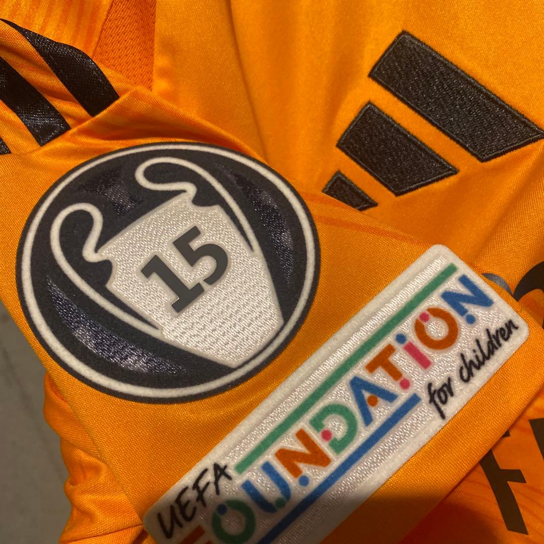 バルベルデ　レアル・マドリード　24/25　アウェイ　CL仕様