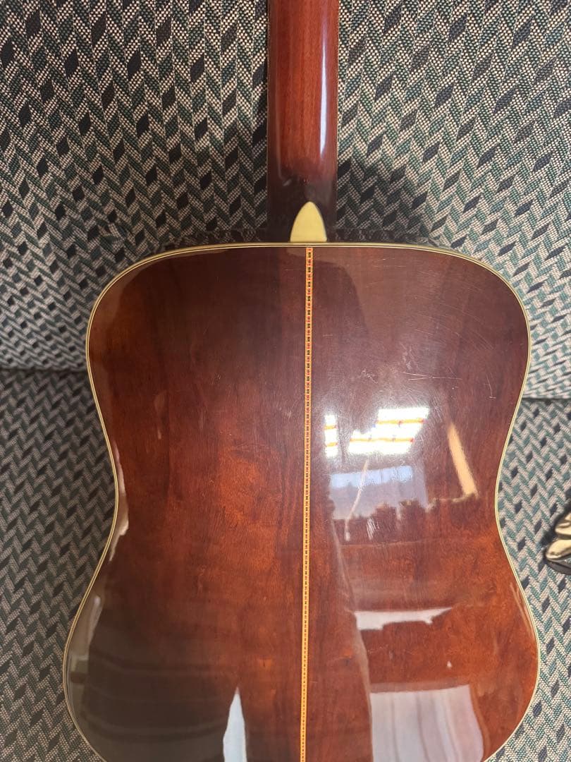 MORRIS アコースティックギター ケース付き