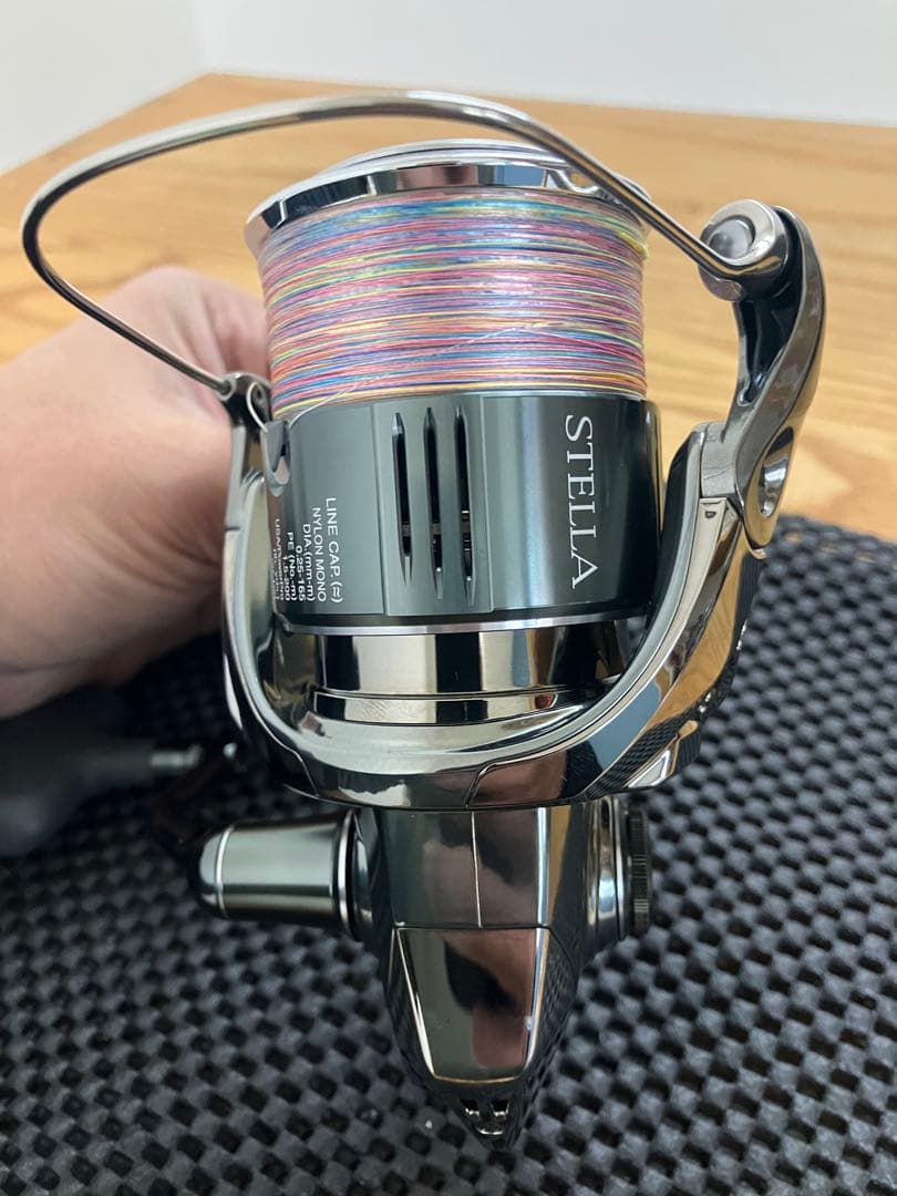 22 ステラ 4000Mスピニングリール シマノ