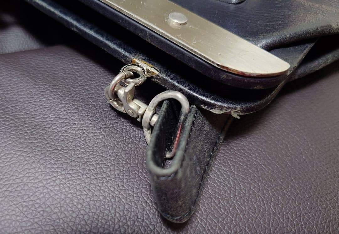 【GAULTIER】がま口レザーバッグ 袋付き