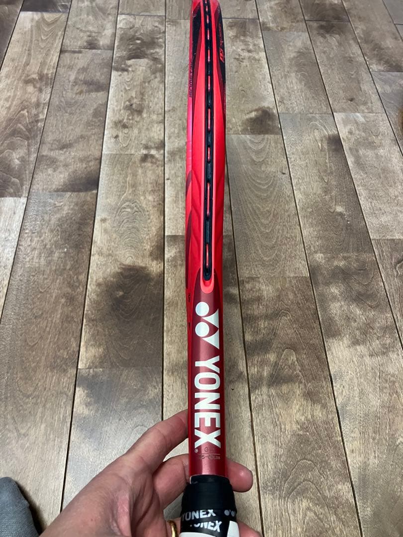 Vコア100 テニスラケット 2本セット