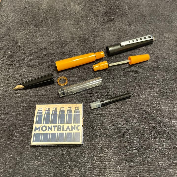 モンブラン カレラ 522P万年筆 14金 激レアの回転吸入式 ポルシェコラボ