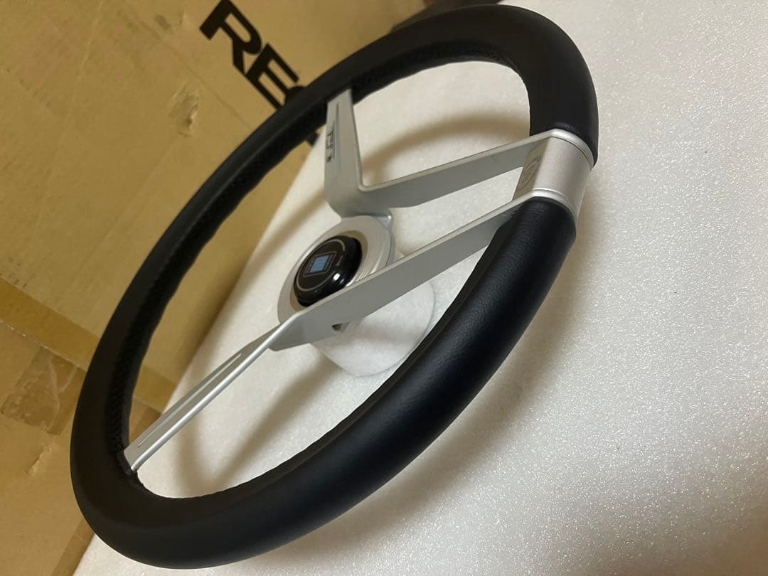 正規品　NARDI ナルディ　ノバンテシモ　クラシック　リング 限定品