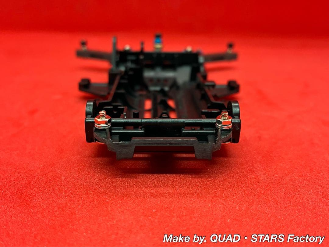 【ミニ四駆・VZ用】1軸リヤアンカー／19mm対応　ブラックアウト／カーボン