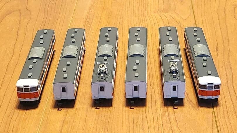 トミックス 国鉄113 2000系近郊電車(関西線快速色)6両セット 92642