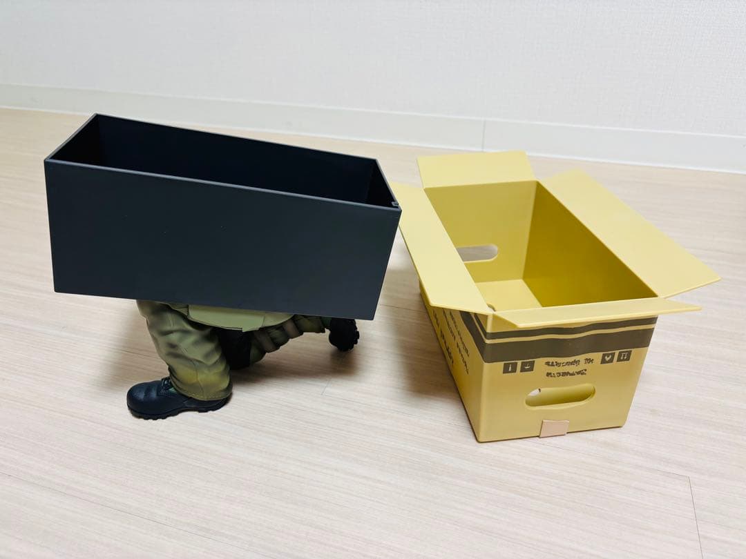 メタルギアソリッドΔ 一番くじ A賞 ダンボール潜入ティッシュケース
