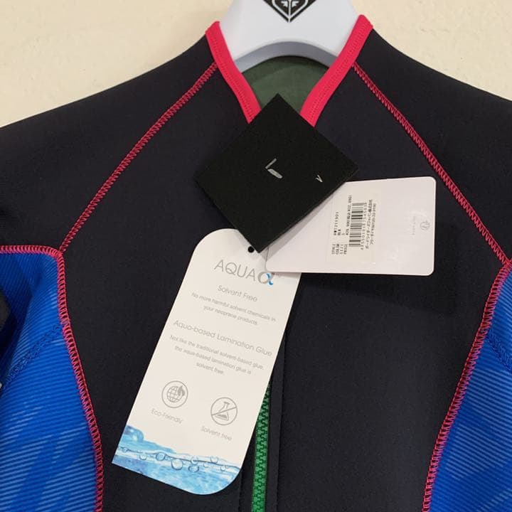 新品未使用　ロキシー ウエットスーツ 2/2MM フルスーツ M 水着