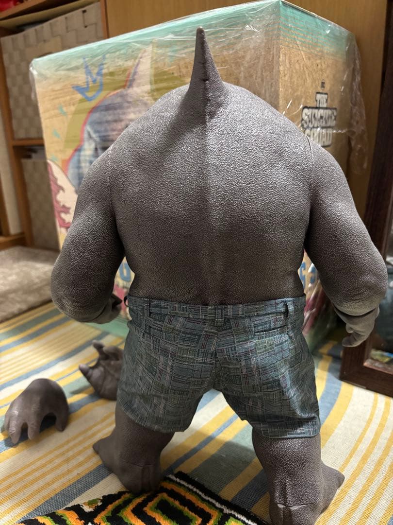 キングシャーク ザ・スーサイド・スクワッド フィギュア