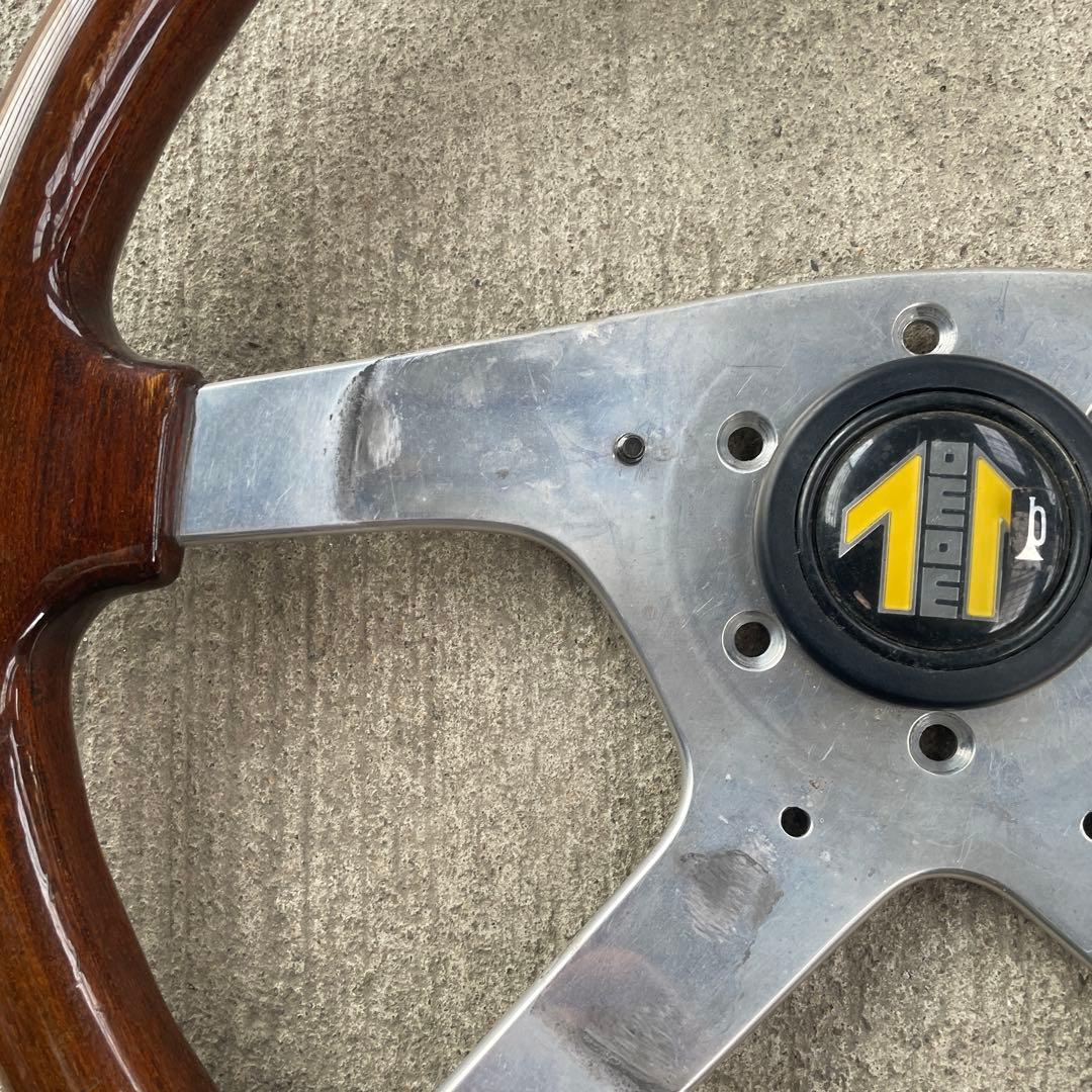 ウッドステアリングホイール momo