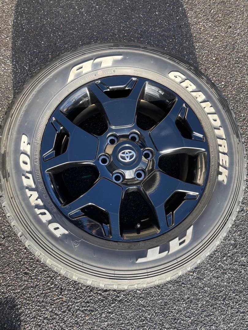 【お引取り限定】ハイラックス ブラックラリーエディション純正ホイールタイヤセット