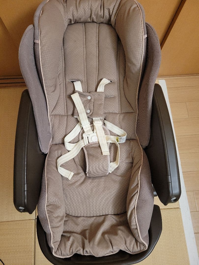 Aprica アップリカ ユラリズムオート