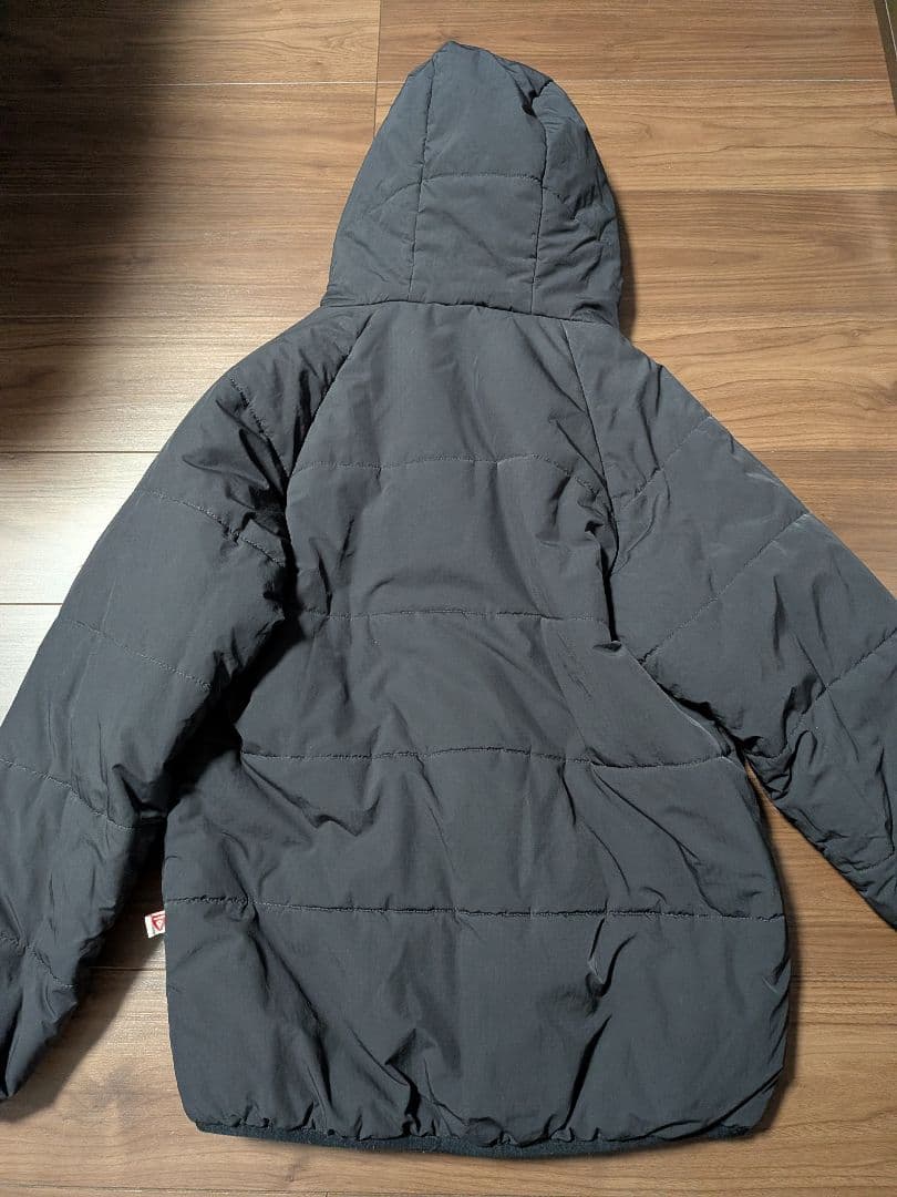 スタンダードカリフォルニア リバーシブル パフパーカー　ダウンジャケット