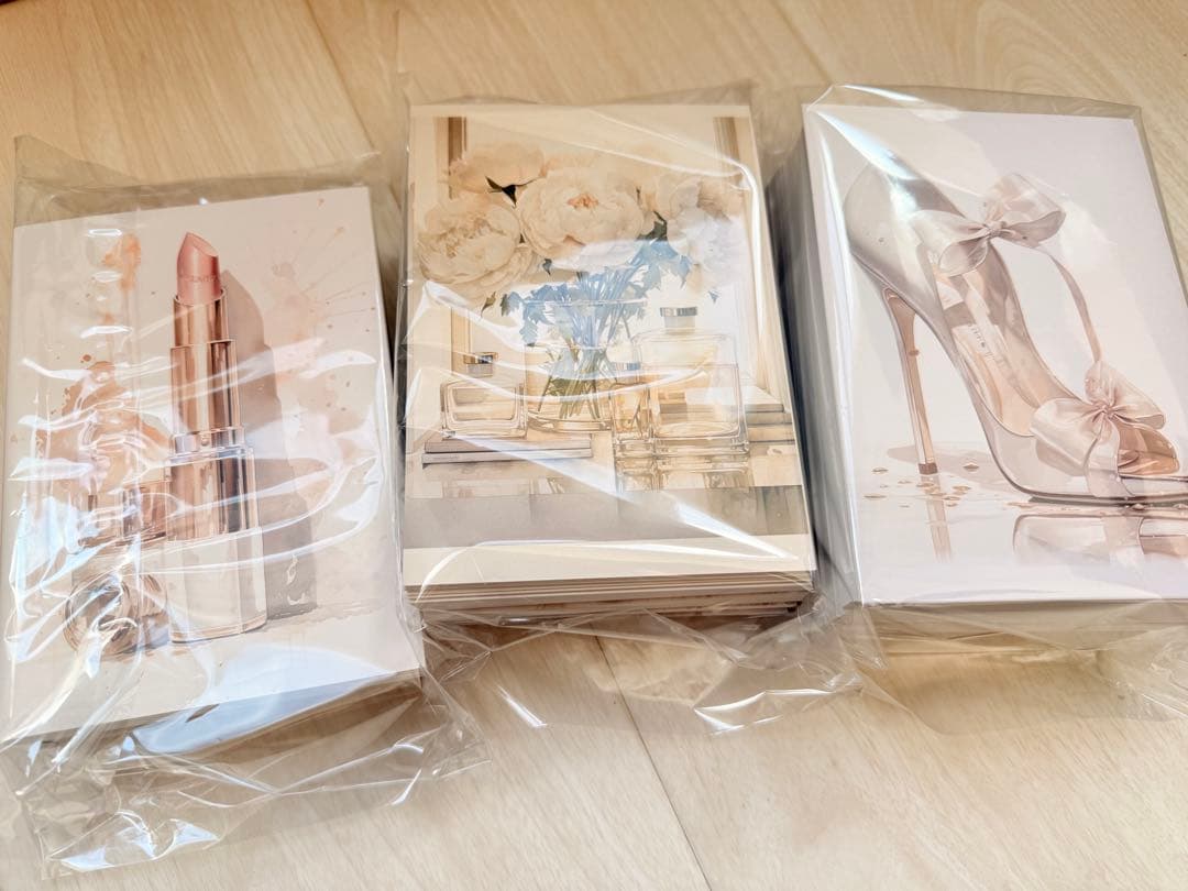 コラージュ素材　パーツ　ビーズ　大容量　処分