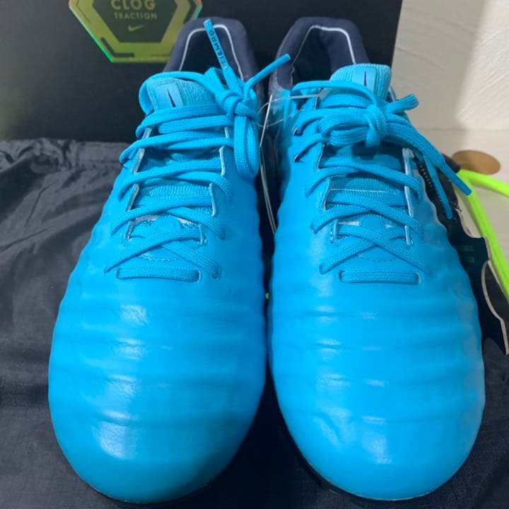 ナイキ ティエンポレジェンド 7 SG ACC 25.0cm 水色