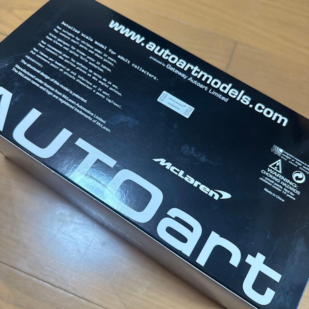 オートアート　P1 マクラーレン　1/18
