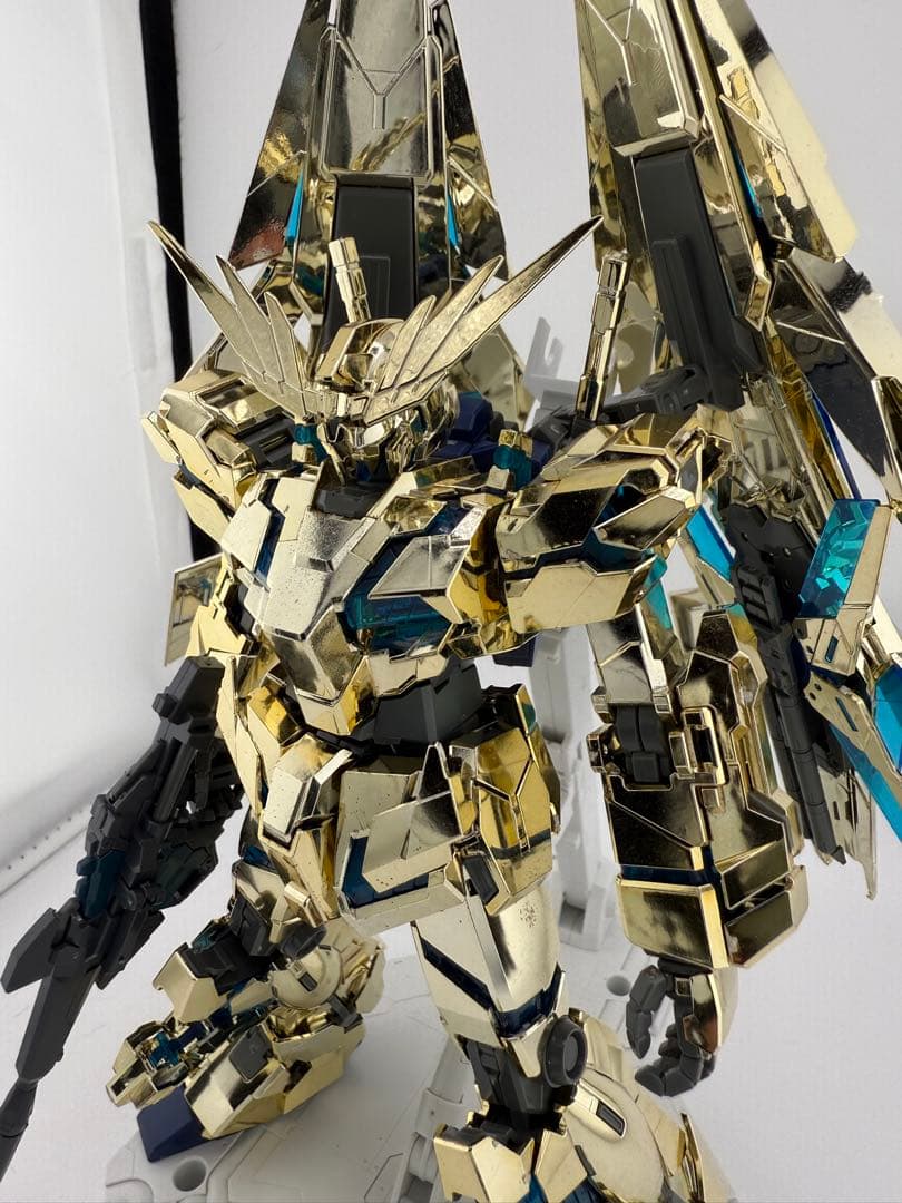 MGユニコーンガンダム3号機フェネクス ガンプラ