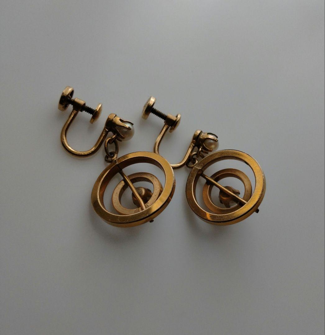 チロルヴィンテージ　イヤリング　パール風