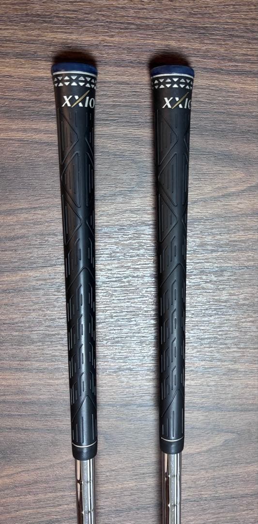 ゼクシオ10 アイアン2本セット（AW，SW）