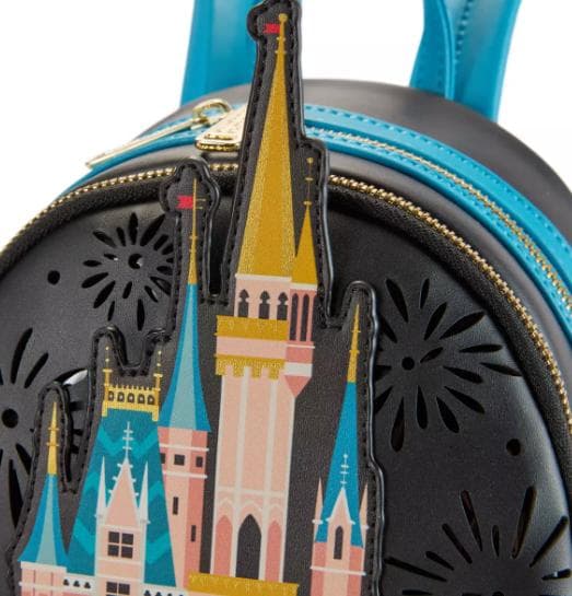 Loungefly WDW シンデレラ城 光る ラウンジフライ ミニリュック