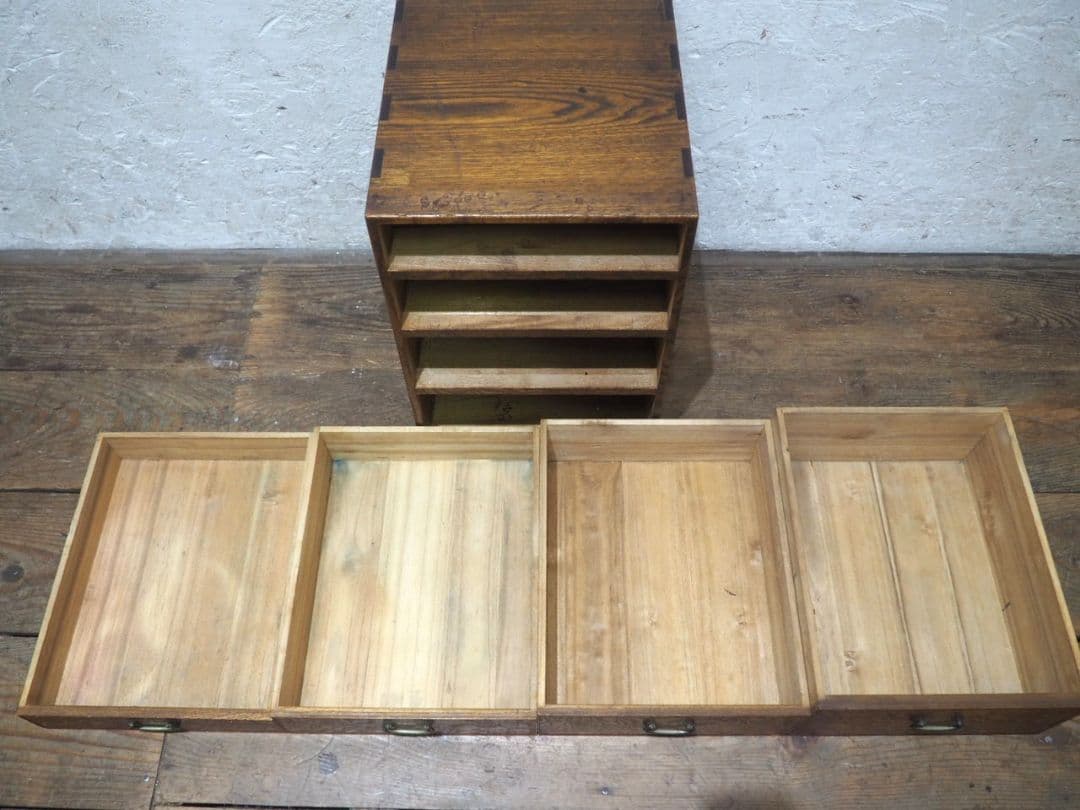 1108　ヴィンテージ　昭和レトロな小引き出し　収納棚　書類ケース　 チェスト