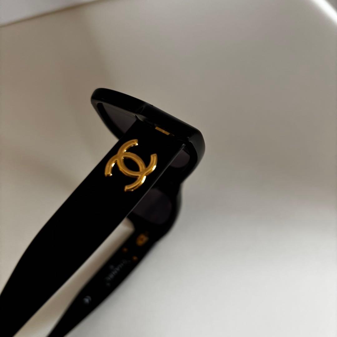 美品CHANEL サングラス ブルー系レンズ　ココマーク ゴールド ケース付き