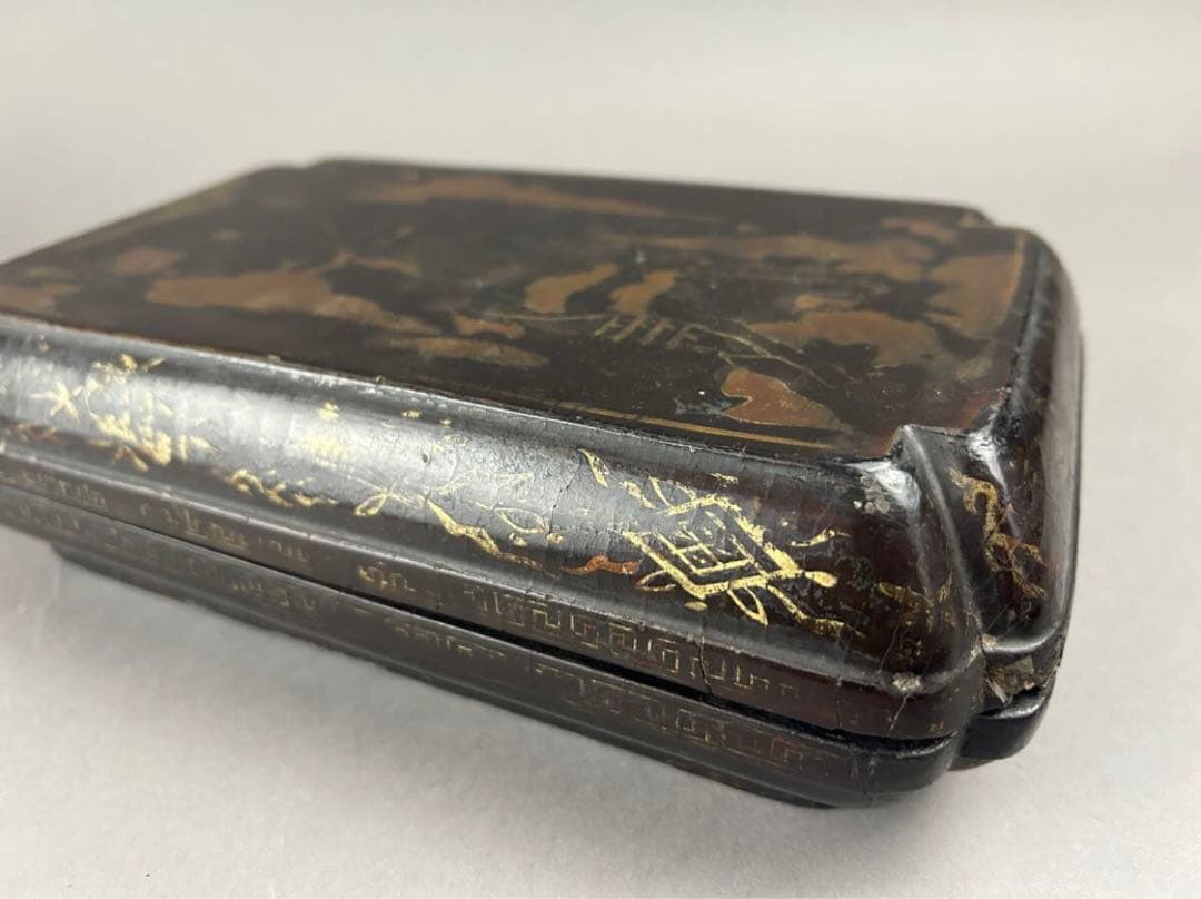 黒漆金彩長方箱 美術品　茶道具　骨董品　漆箱　漆器　黒漆　文房具　重箱　香道具