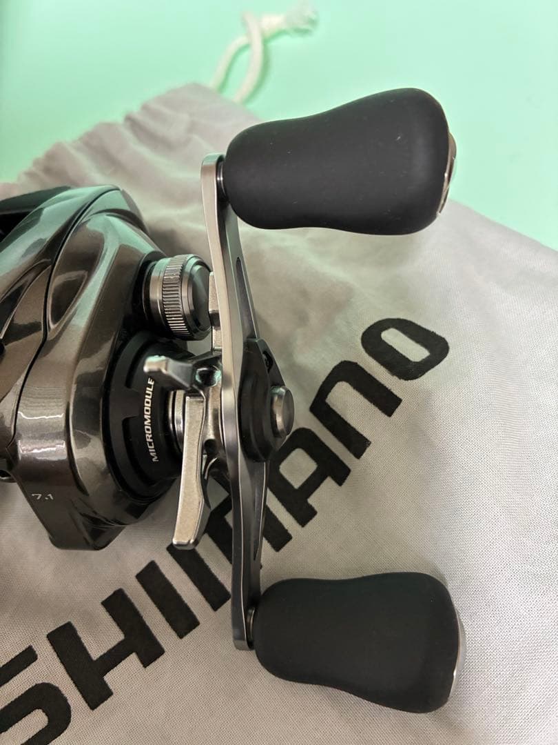 リール SHIMANO 20nium HG LEFT