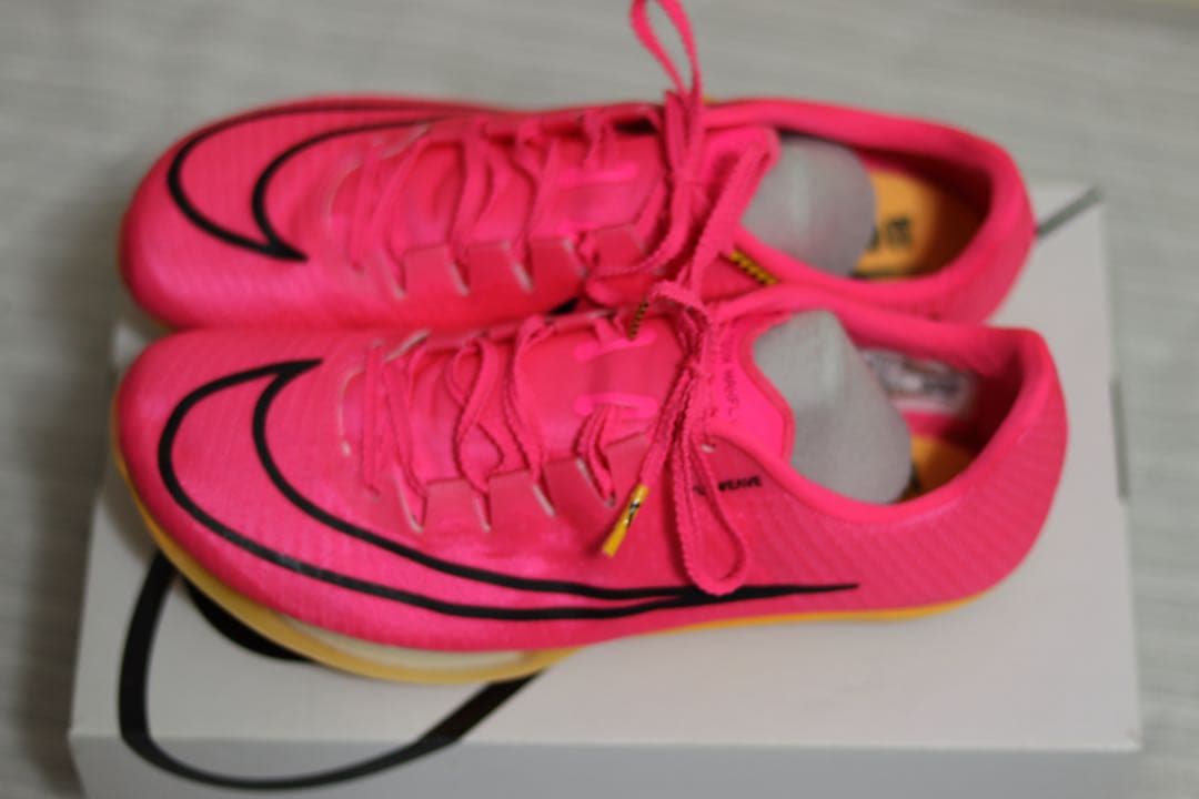Nike AIR ZOOM MAXFLY ピンク