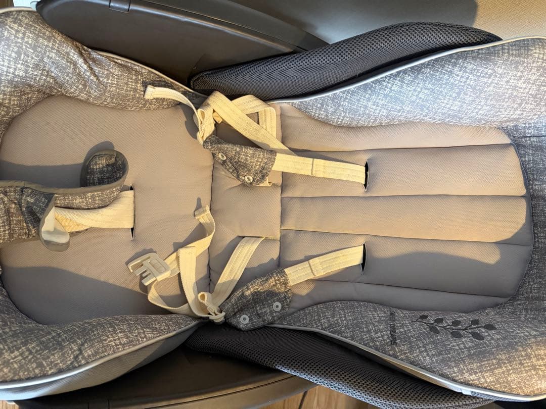 Aprica(アップリカ) ハイローチェア ユラリズム オート ライト