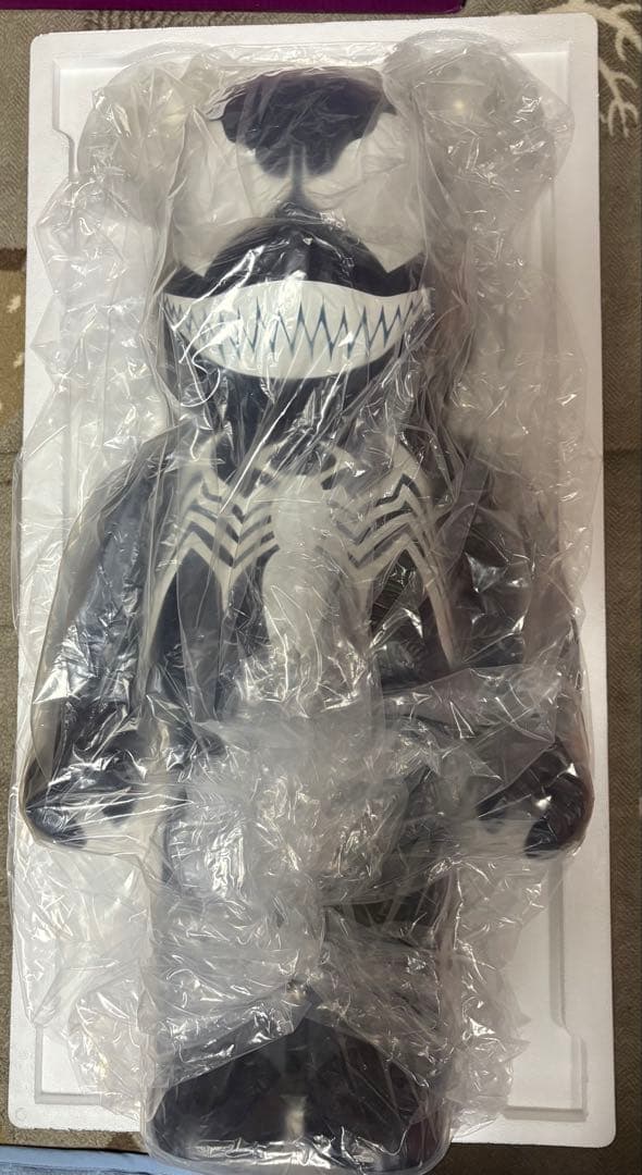 き　さま専用　ヴェノム　ベアブリック　1000% マーベル　スパイダーマン