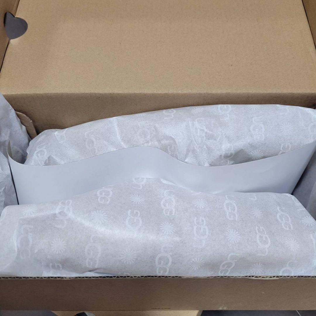 本日発送！！UGG ANSLEY LIGHT HOUSE 25cm 限定色☆