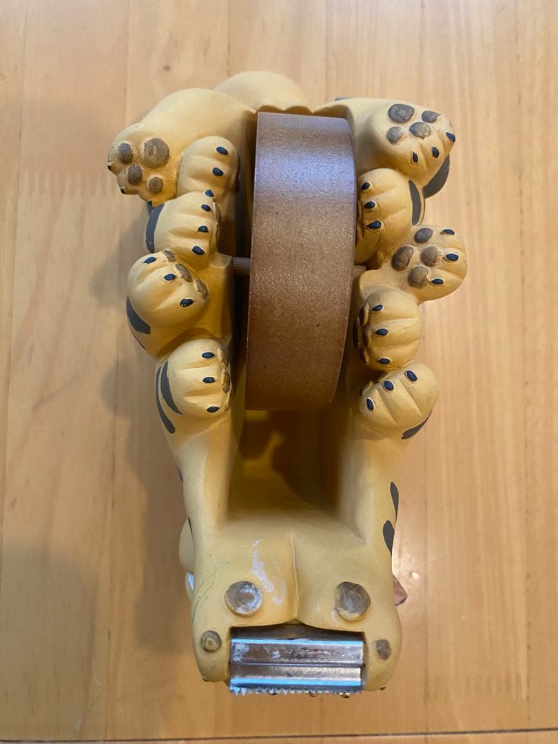 ネコバス　テープカッター台