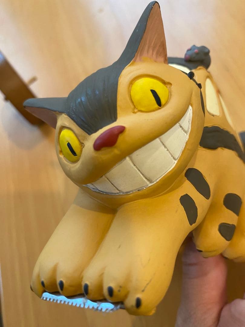 ネコバス　テープカッター台