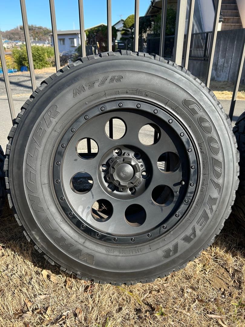 fjクルーザー グッドイヤー　16インチ　アルミ　MT ハイラックス