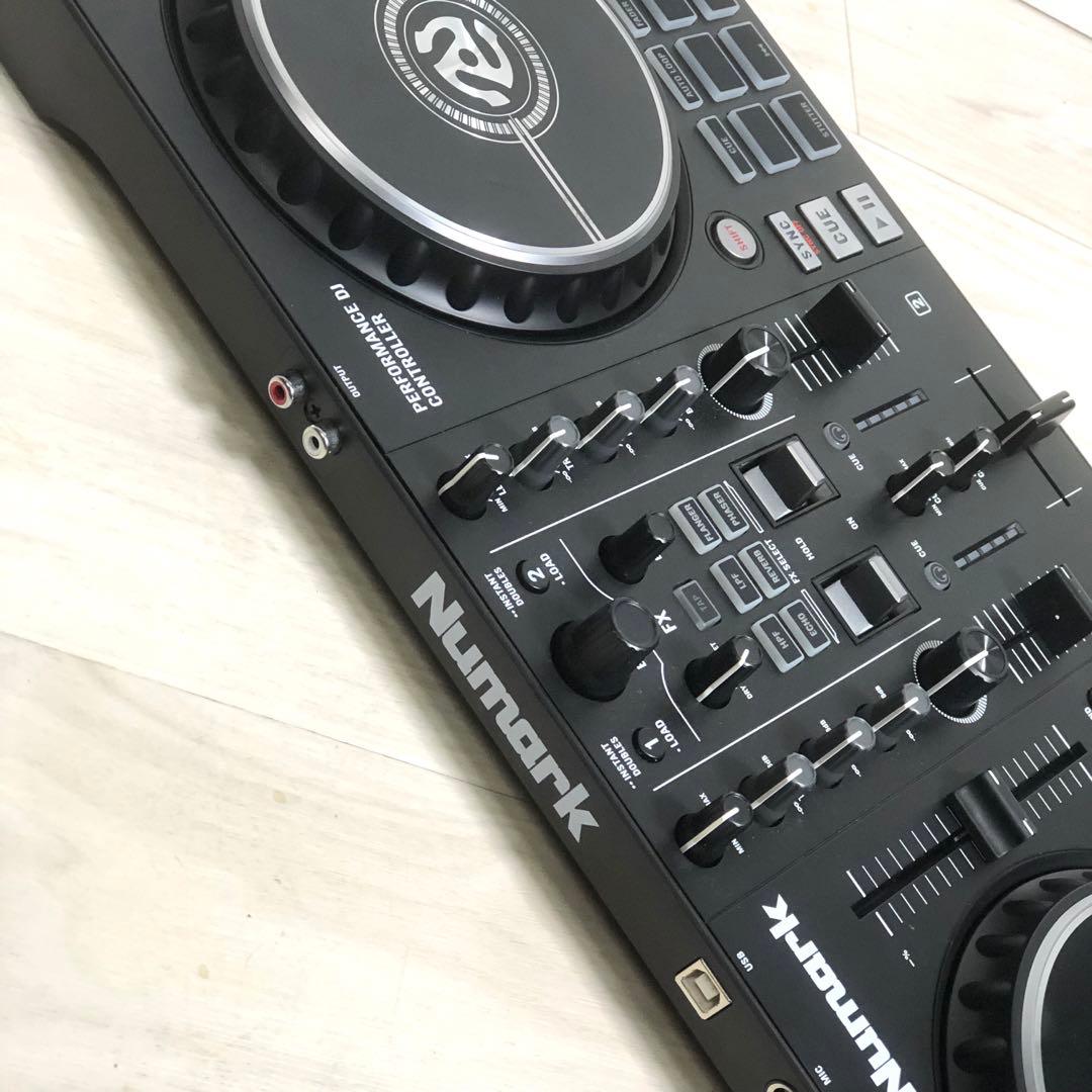 Numark MIXTRACK PRO FX DJコントローラー