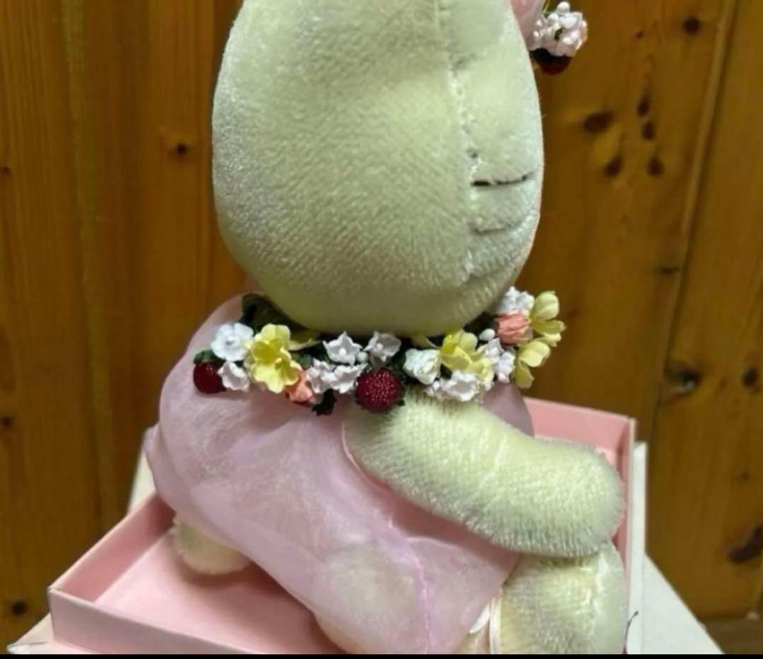 ハローキティ ぬいぐるみ 花飾り付き　保証書付