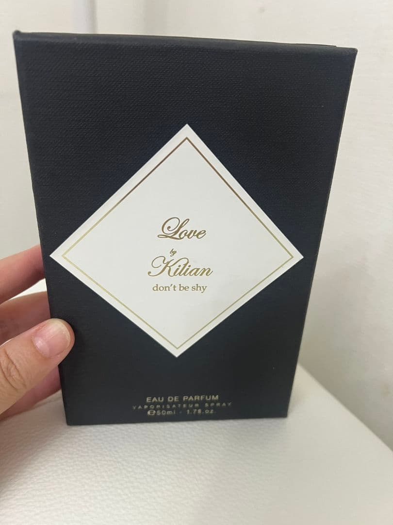 Love by Kilian don't be shy 香水