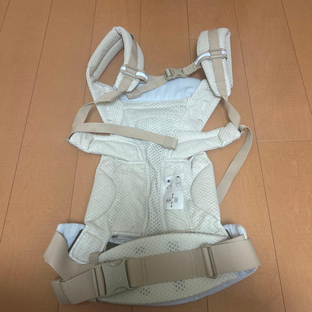 ergobaby オムニブリーズ抱っこ紐 ベージュ