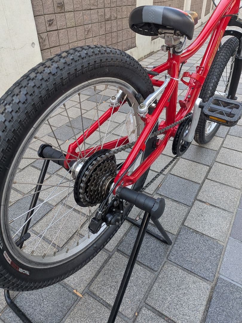 スペシャライズド　ホットロック20インチ　6速