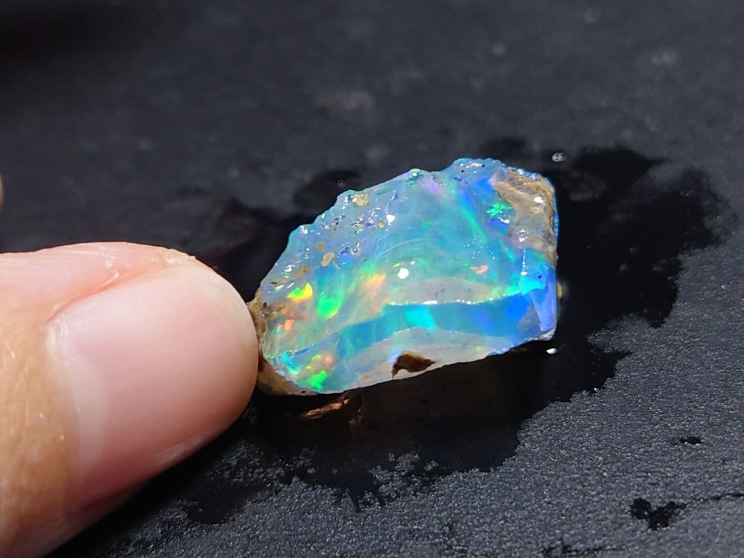 エチオピアウェロ産　チョーク　オパール　原石　鉱物標本