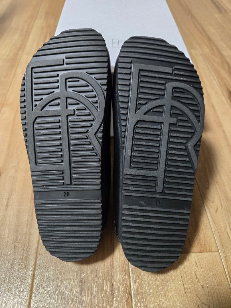 ETRE TOKYO 　スムースレザークロッグシューズ　38サイズ