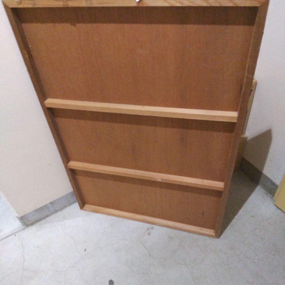 俳優の高倉健さんのモノクロ写真 木製フレーム付き