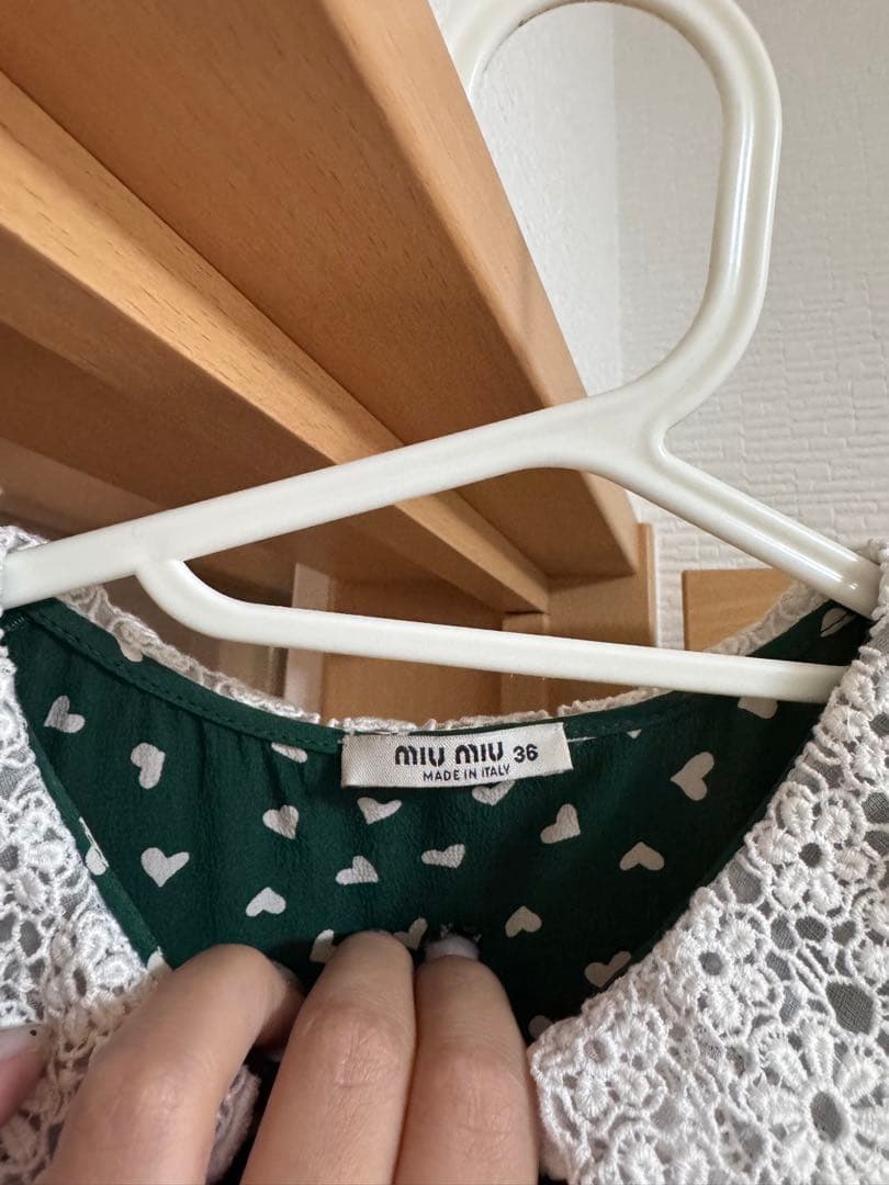 miumiu ミウミウ　ハート柄緑色ミニワンピース