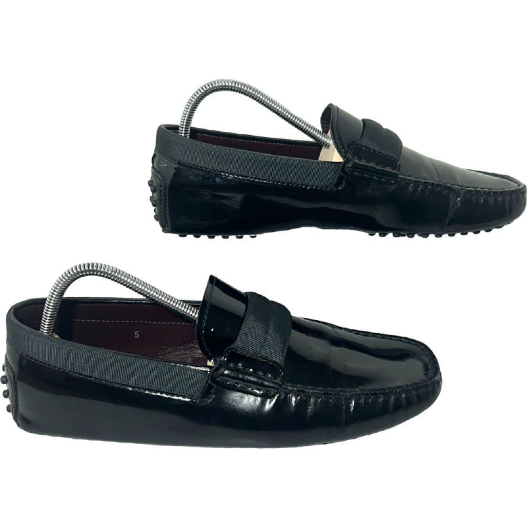 TOD'S エナメルドライビングシューズ　UK5