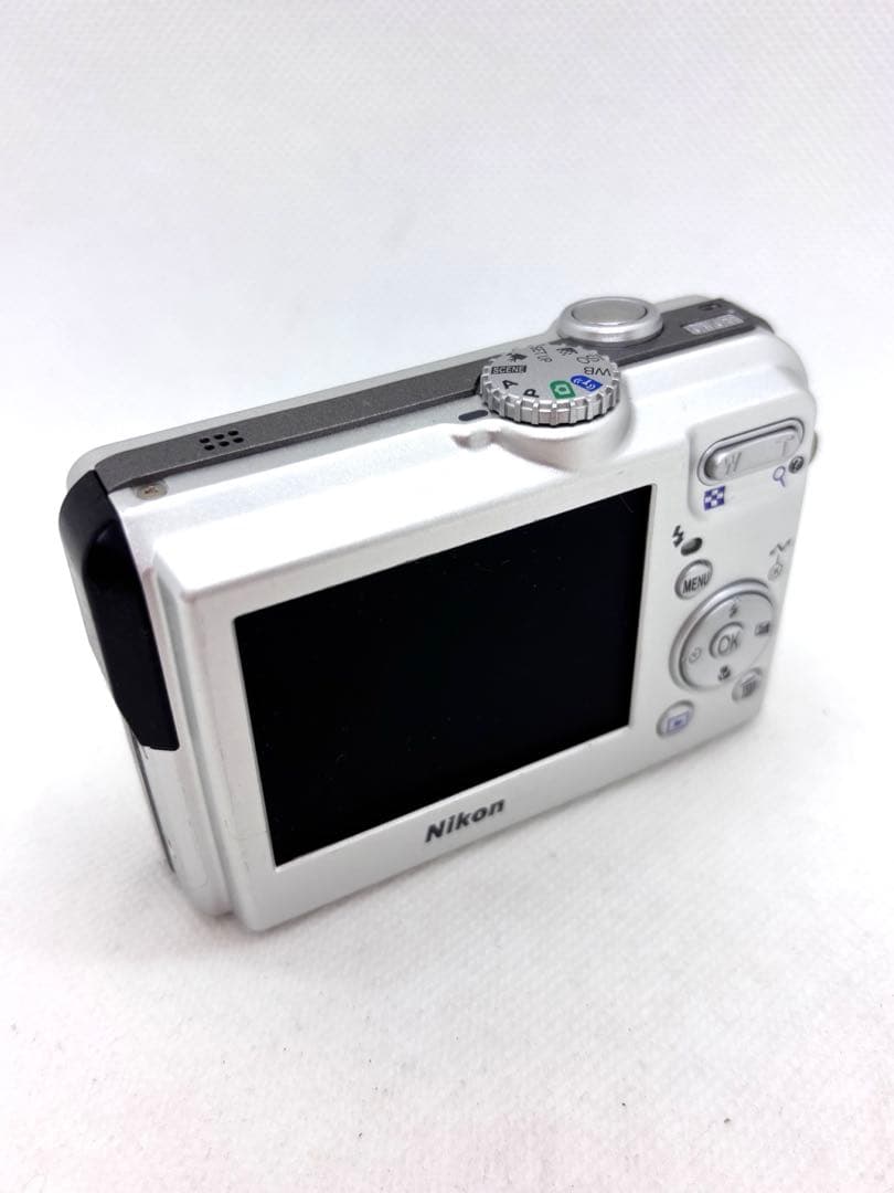 Nikon COOLPIX P1 シルバー デジカメ