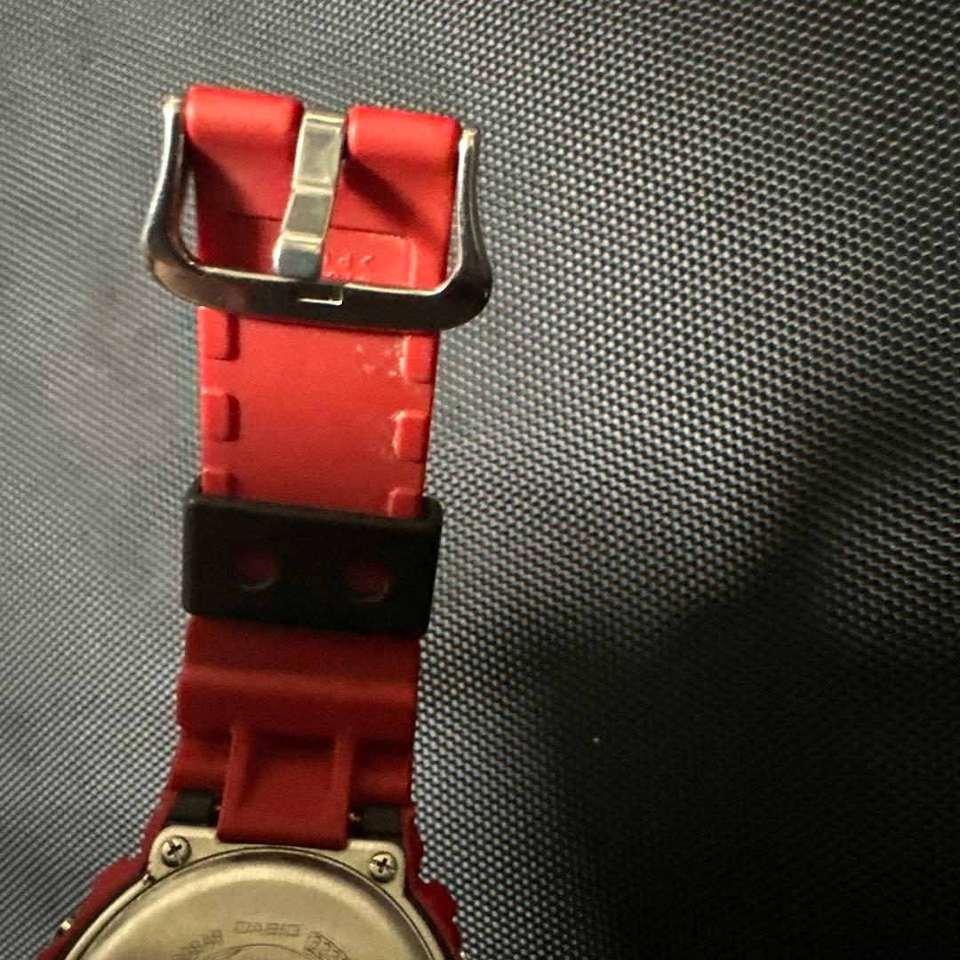 ワンピース　G-SHOCK DW-6900 ルフィデザイン レッド