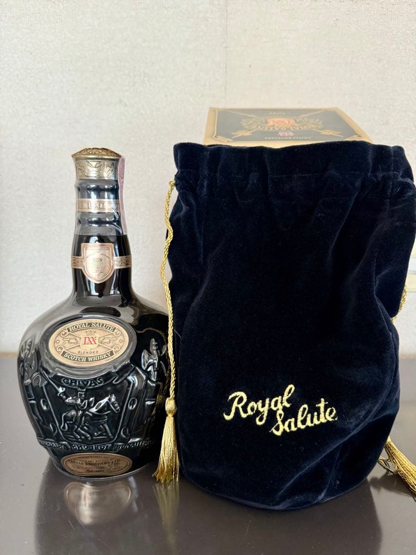 シーバス・ブラザーズ　ロイヤルサルート 21年LXX リミテッドエディション