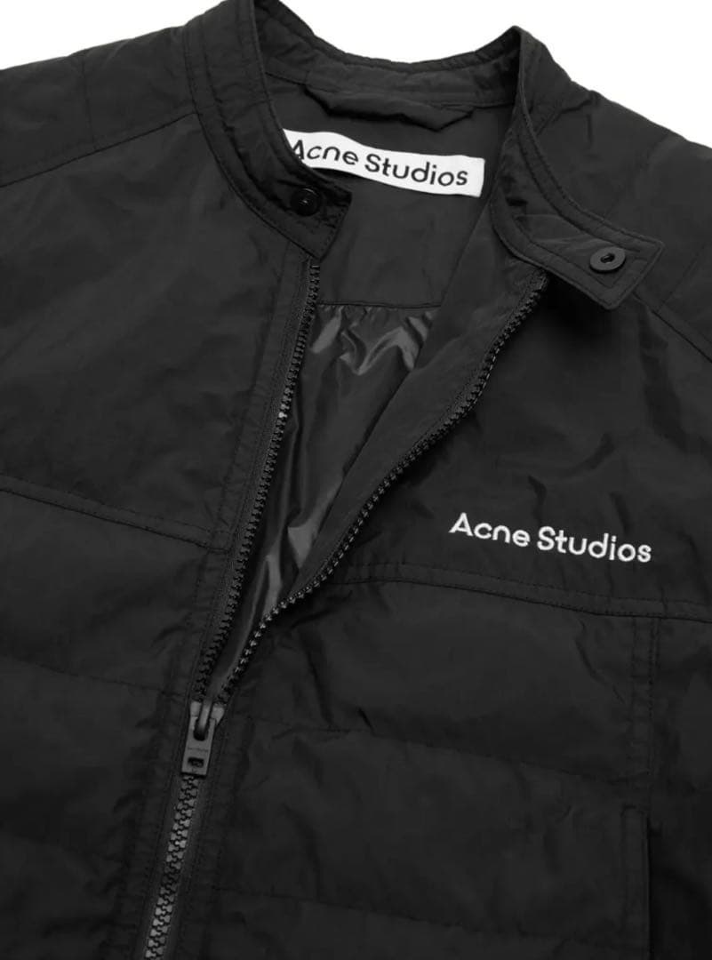 Acne Studios ロゴ ダウンジャケット
